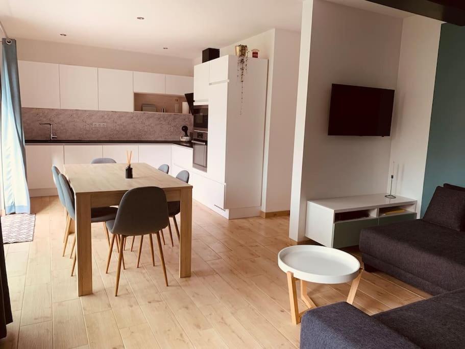 Maison En Plein Centre Avec Terrasse Et Jardin Vielsalm Kültér fotó