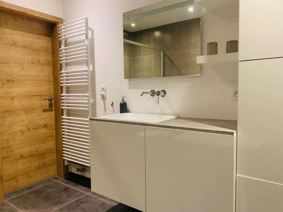 Maison En Plein Centre Avec Terrasse Et Jardin Vielsalm Kültér fotó